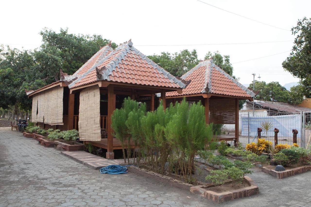 ホテル Reddoorz Near Baluran National Park Pandean エクステリア 写真